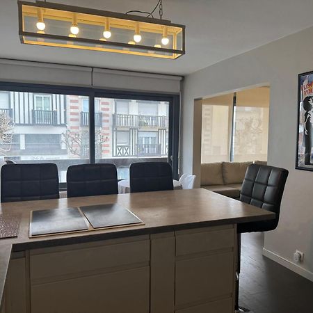 Appartement Place Morny, Hyper Centre ! Deauville Kültér fotó